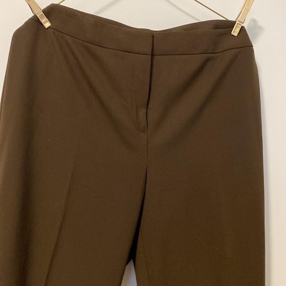 Lafayette 148 NY  Women’s dress pant sz 10, inseam 30.5 “  96% wool, 4% elastane